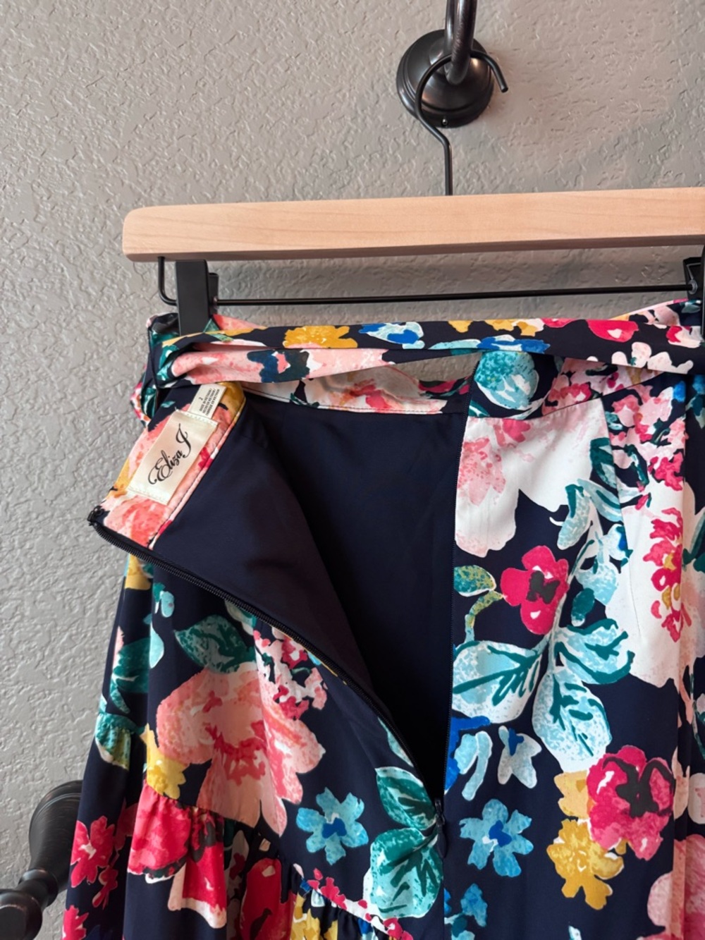 Eliza J Floral Asymmetrical High-Low Maxi Skirt Size 2 Navy Pink Floral NWOT - Picture 12 of 15
